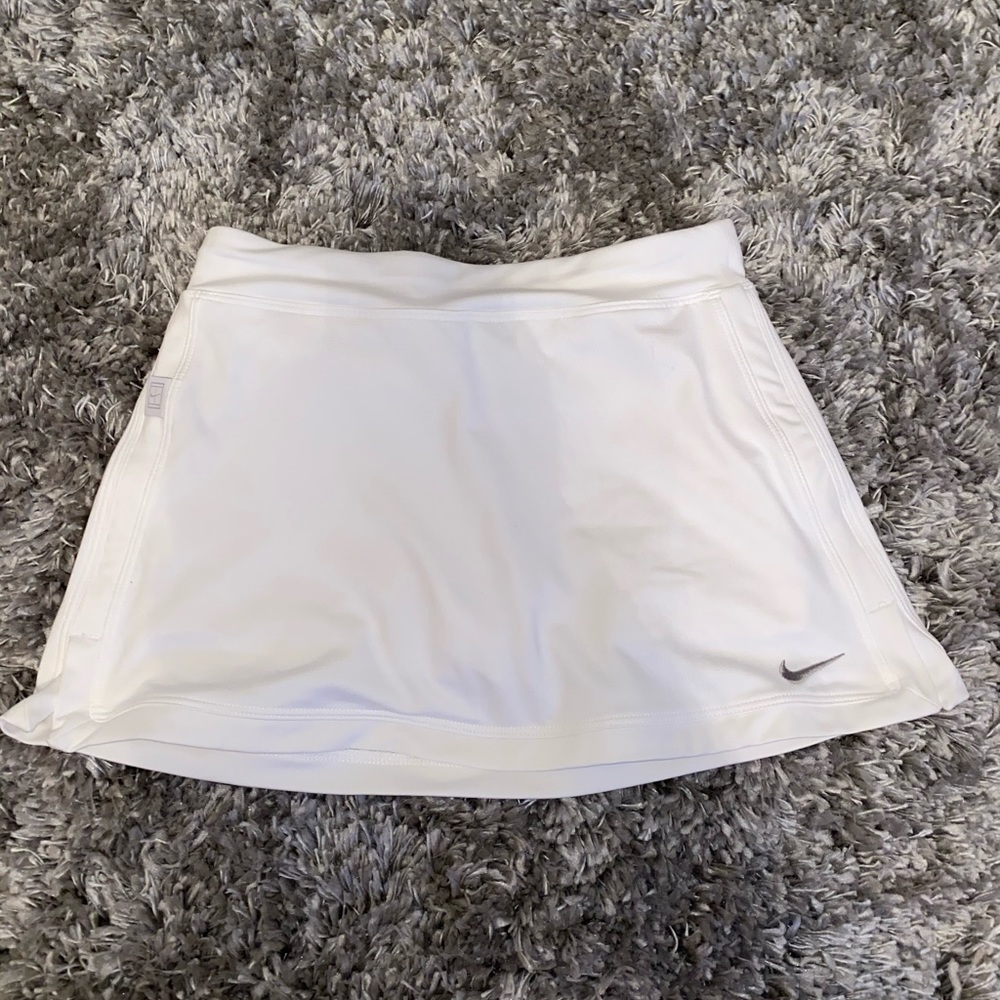 NIKE TENNIS SKIRT